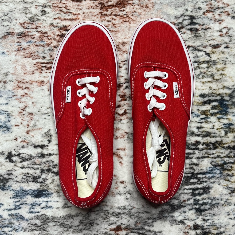 NEW Women’s Red Vans (Size 6)